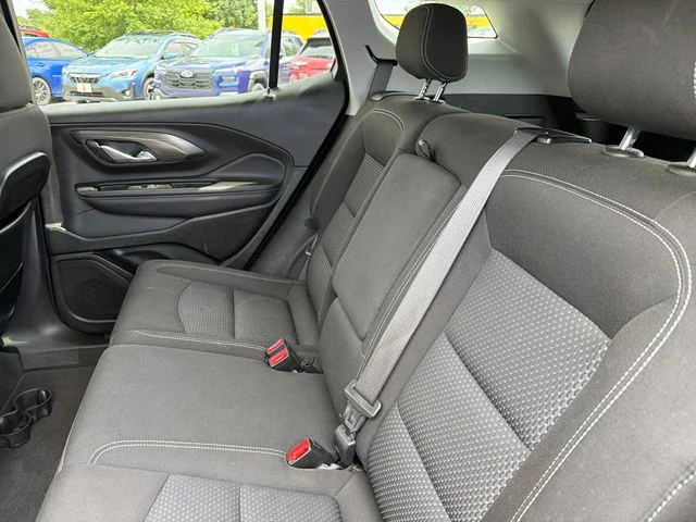 Used 2022 Black GMC SLE image 21
