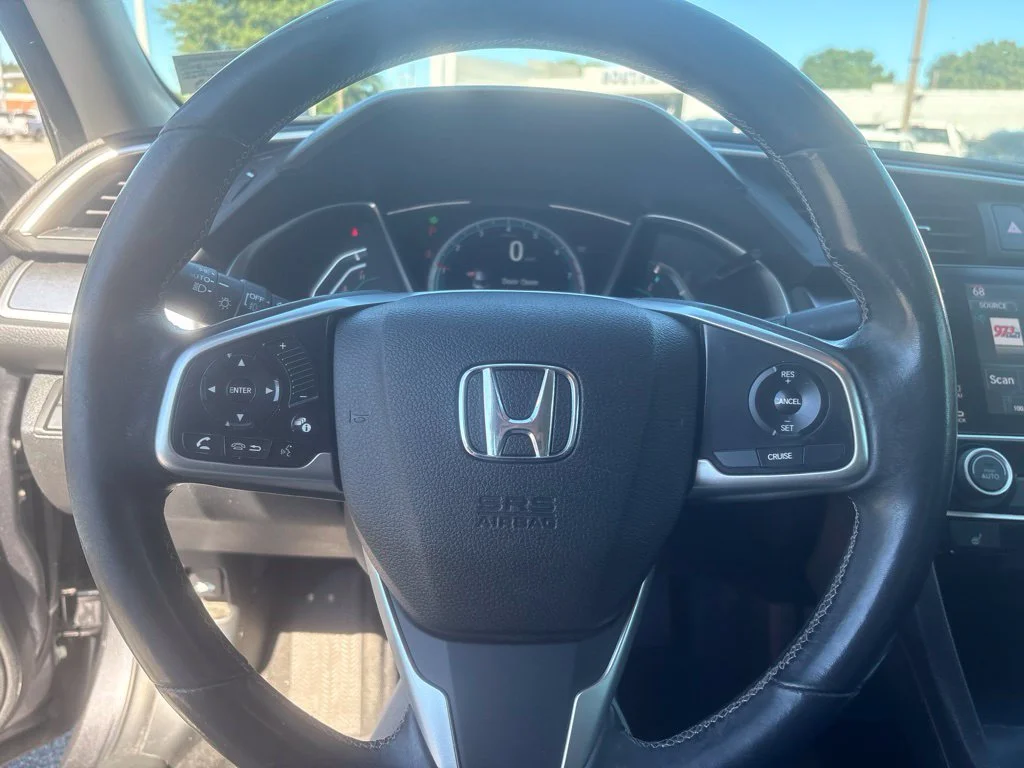 Used 2018 Gray Honda EX-L image 19