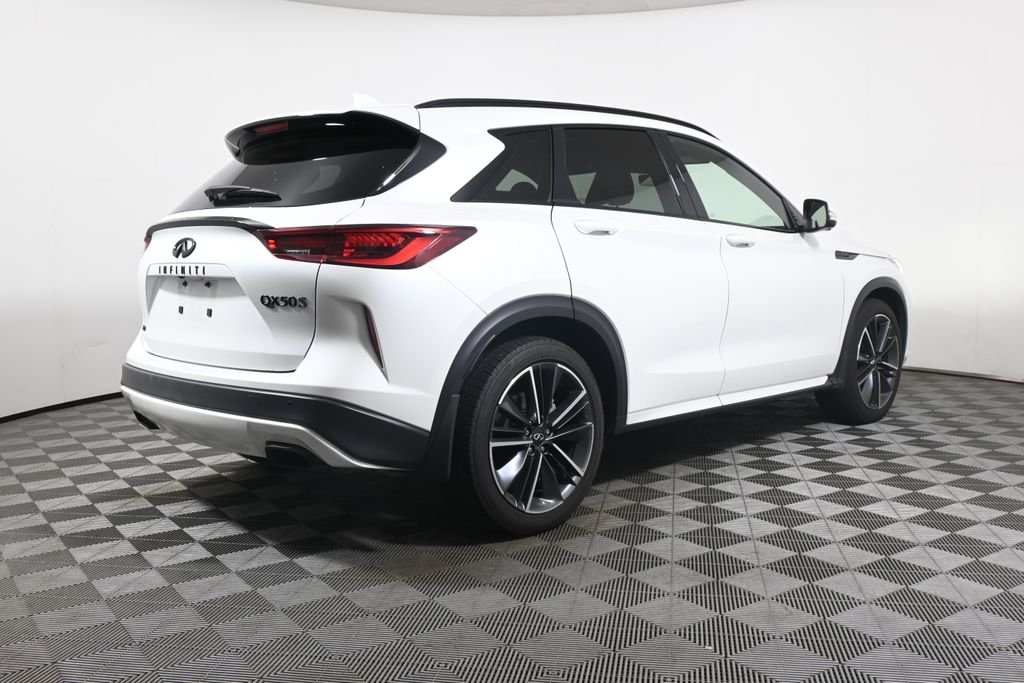 Certified Used 2023 White INFINITI SPORT image 7