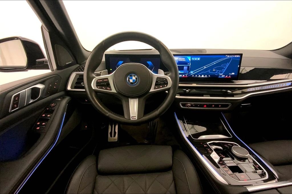 Used 2024 Dravit Grey Metallic BMW  image 4