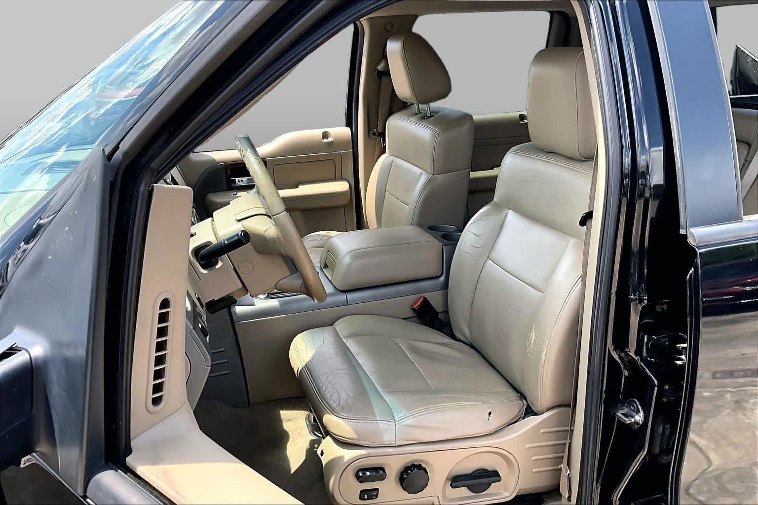 Used 2006 Black Ford King Ranch image 7