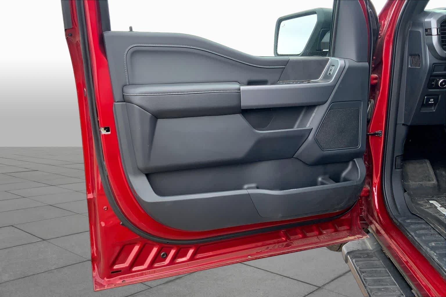 2026 Ford F-150 XLT - Photo 10