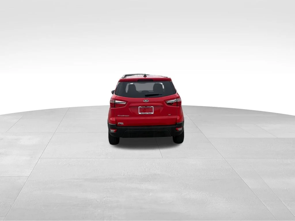 Used 2021 Red Ford SE image 5