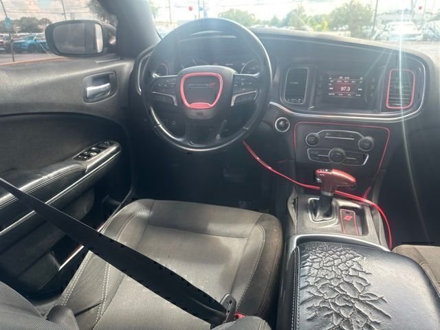 Used 2016 Silver Dodge SE image 20