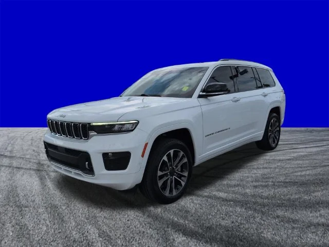 Certified Used 2023 Bright White Clearcoat Jeep Overland image 8