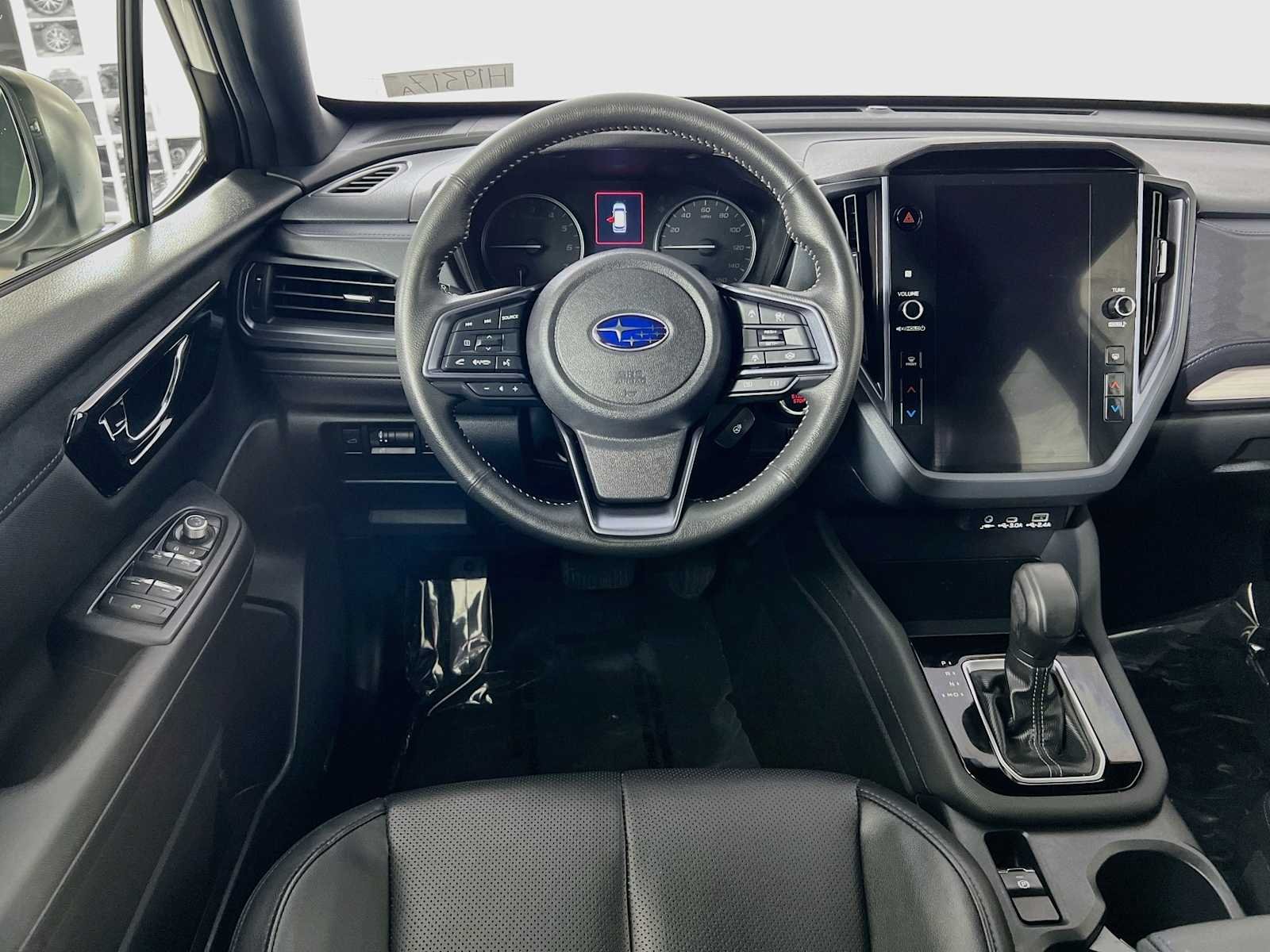 Used 2025 Crystal White Pearl Subaru Limited image 24