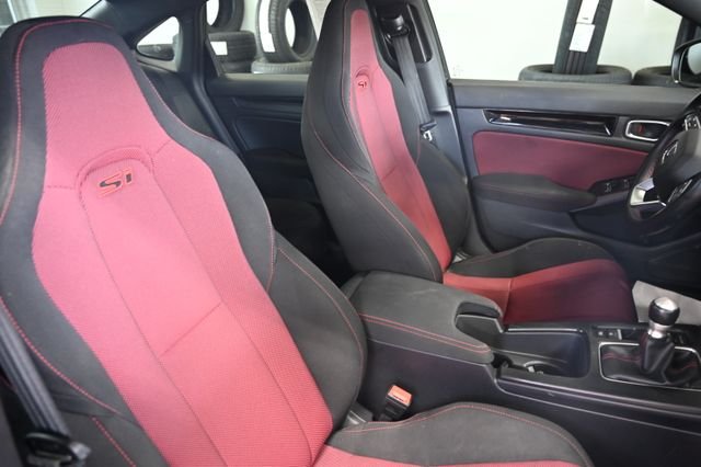 Used 2023  Honda Si image 8