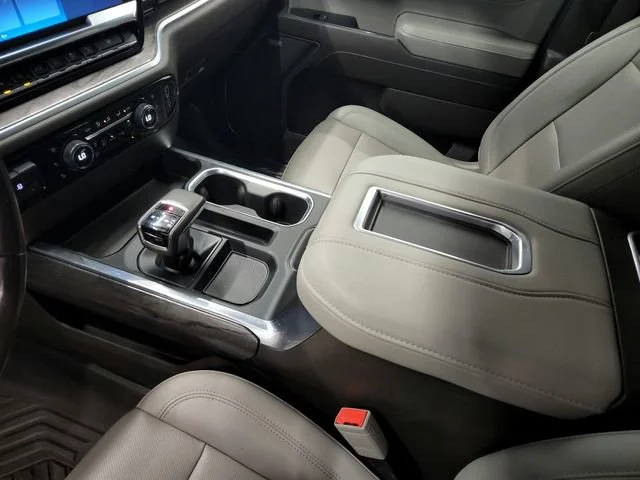 2022 Chevrolet Silverado 1500 LTZ - Photo 21