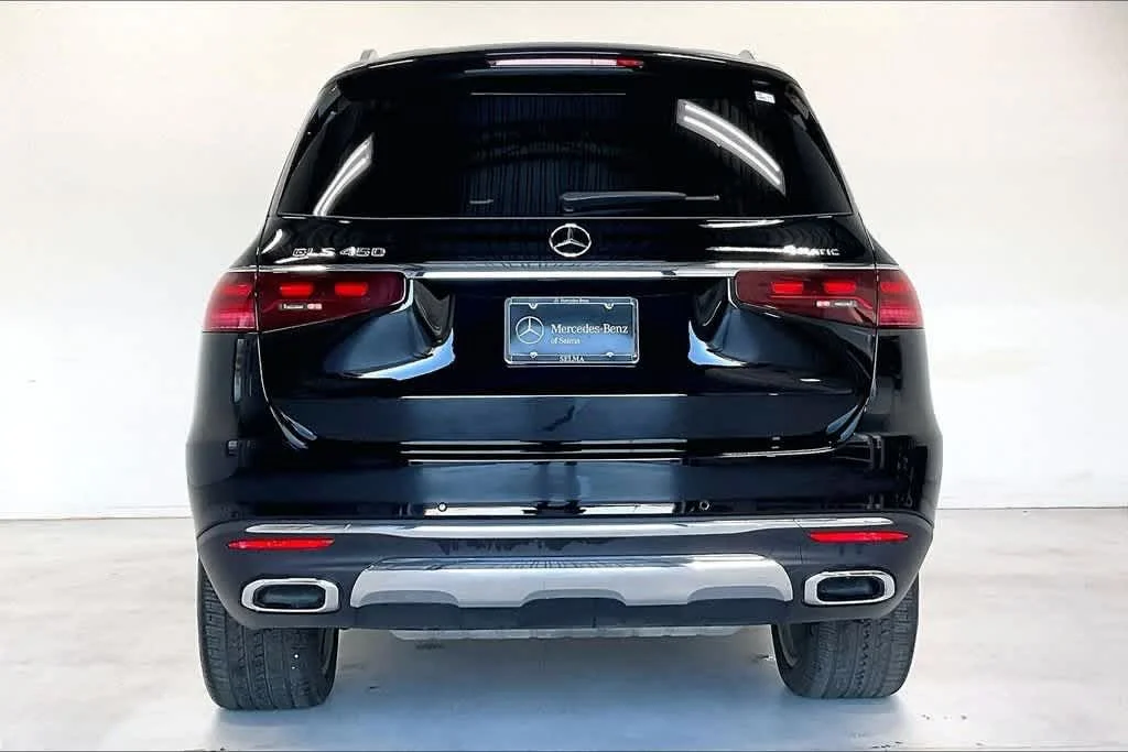 Certified Used 2026  Mercedes-Benz GLS 450 image 4