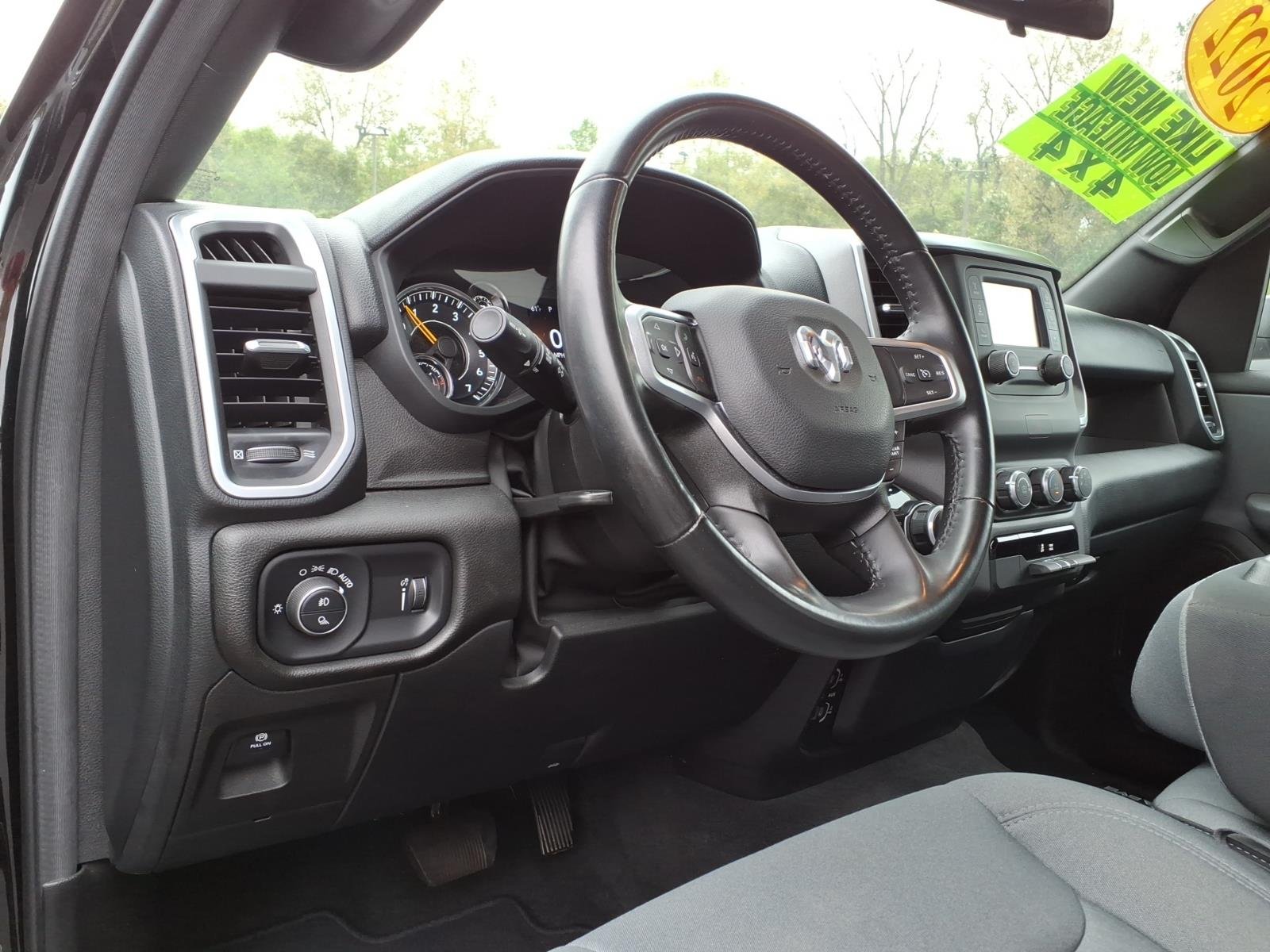 Certified Used 2022 Diamond Black Crystal Pearl Coat Ram Big Horn image 14