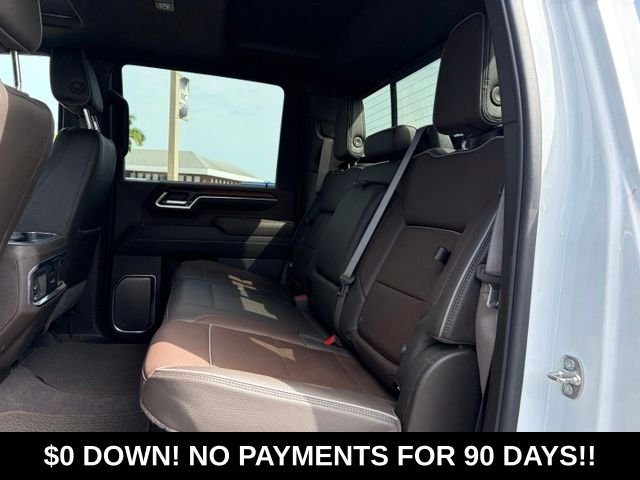 Used 2024 White GMC Denali image 9