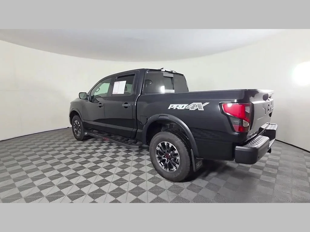 2024 Nissan Titan PRO-4X - Photo 46