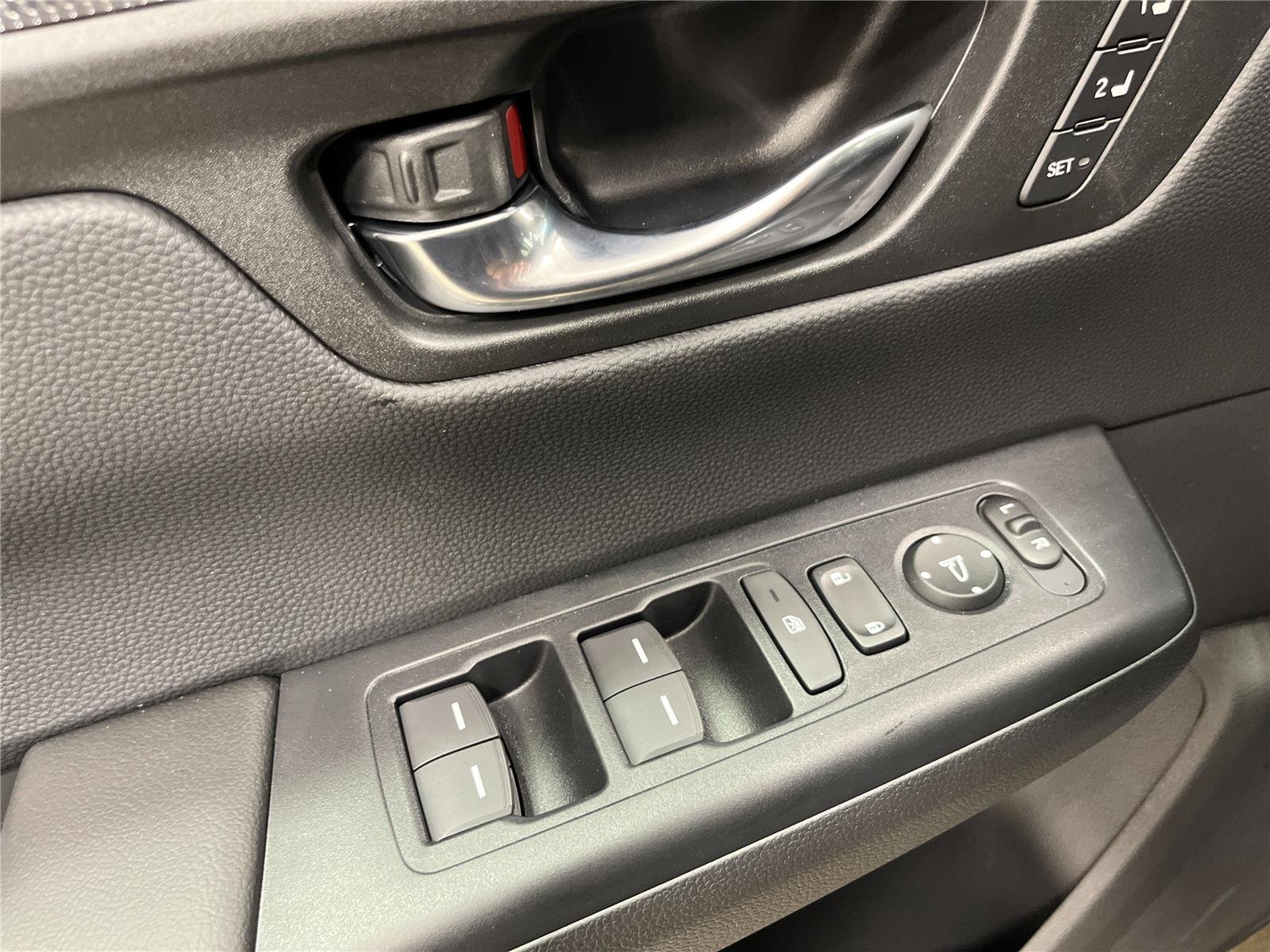 2026 Honda CR-V Sport-L - Photo 15