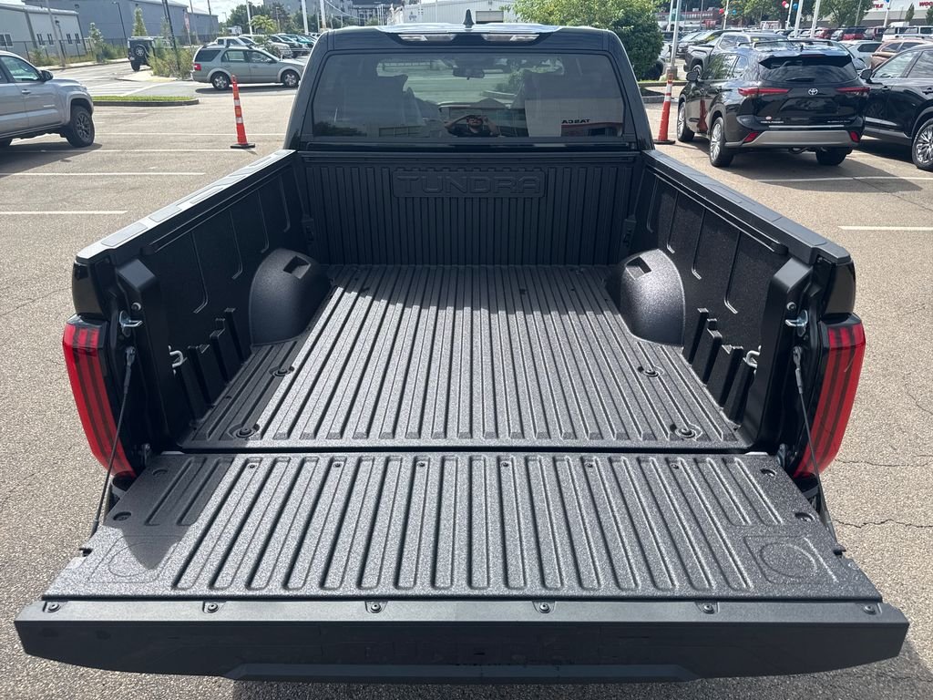 New 2026 Midnight Black Metallic Toyota SR5 image 7