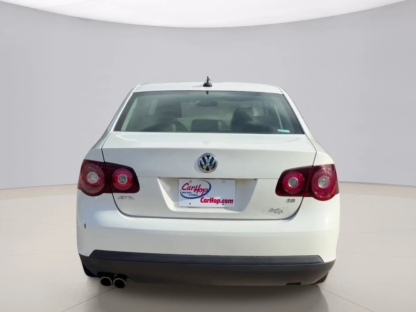 Used 2009 White Volkswagen SE image 4