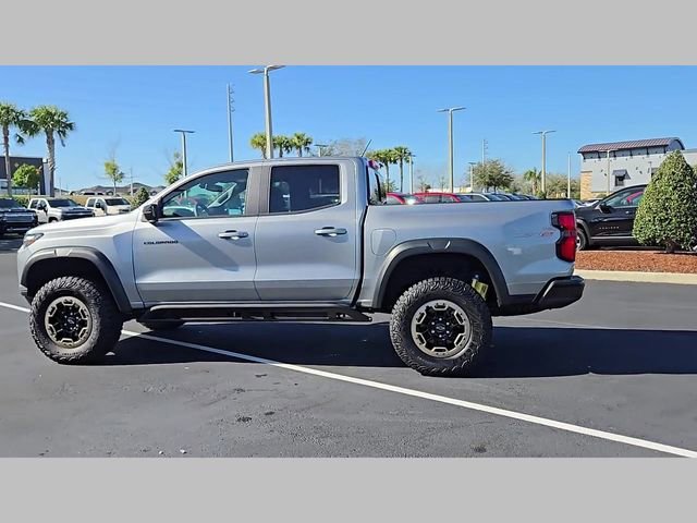 2025 Chevrolet Colorado ZR2 - Photo 21