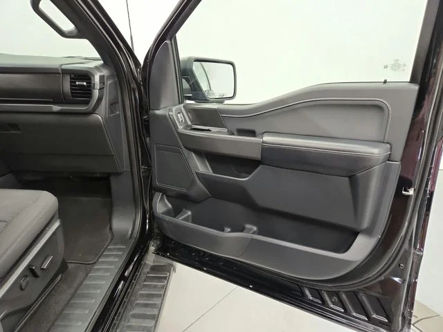 Used 2024 Black Ford XLT image 37