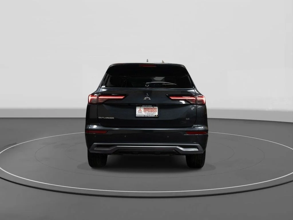 2026 Mitsubishi Outlander SE - Photo 7