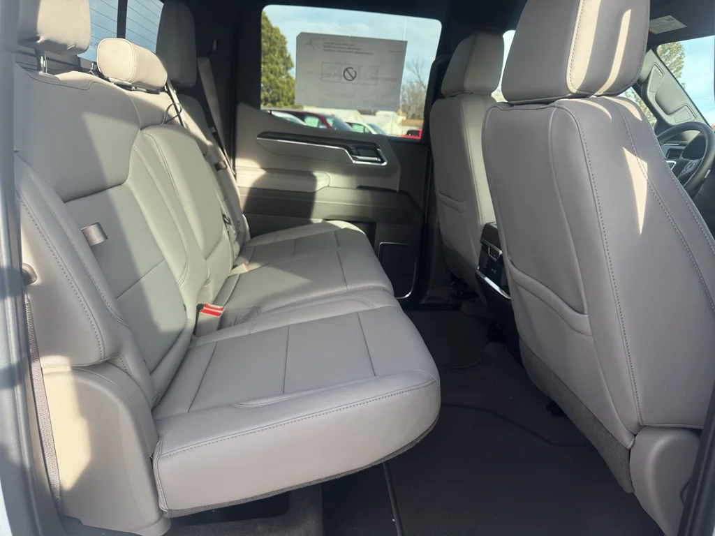 New 2026 Glacier White Tricoat GMC SLT image 19