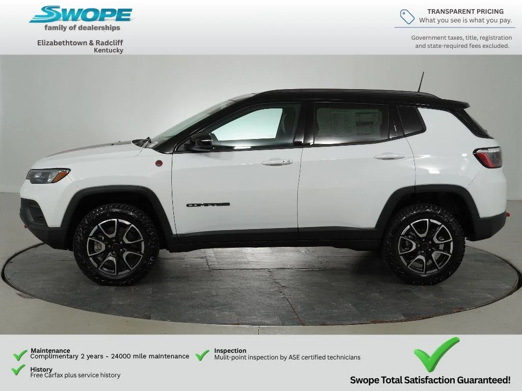New 2026 Bright White Clear-Coat Exterior Paint Jeep Trailhawk image 6