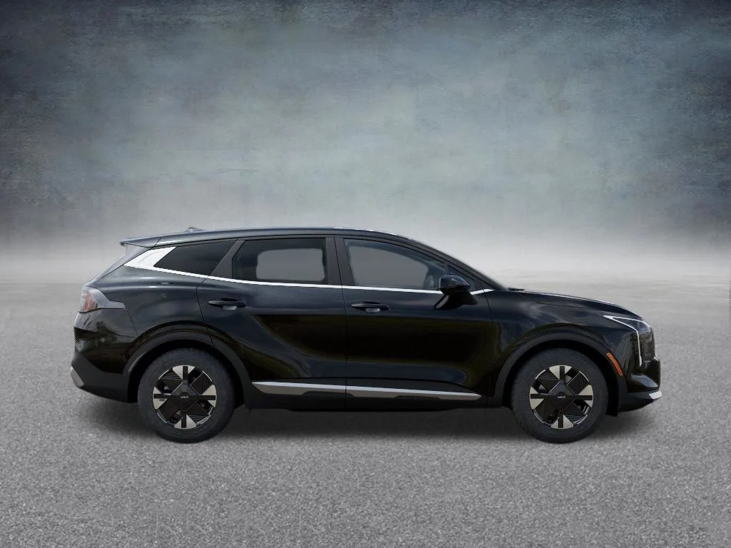 New 2026 Fusion Black Kia LX image 7