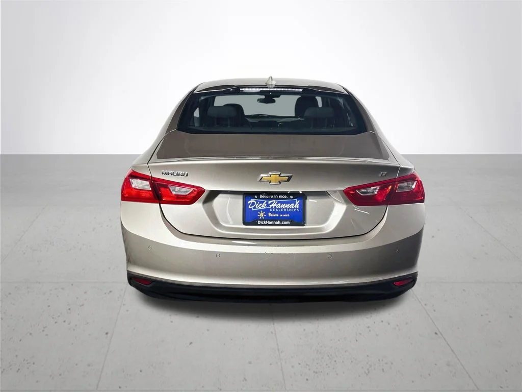 Used 2025 Gray Chevrolet LT image 7