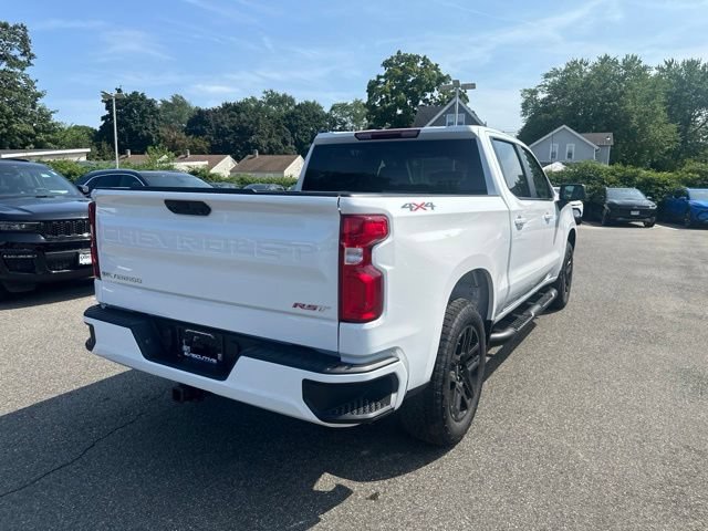 New 2026 Summit White Chevrolet RST image 5