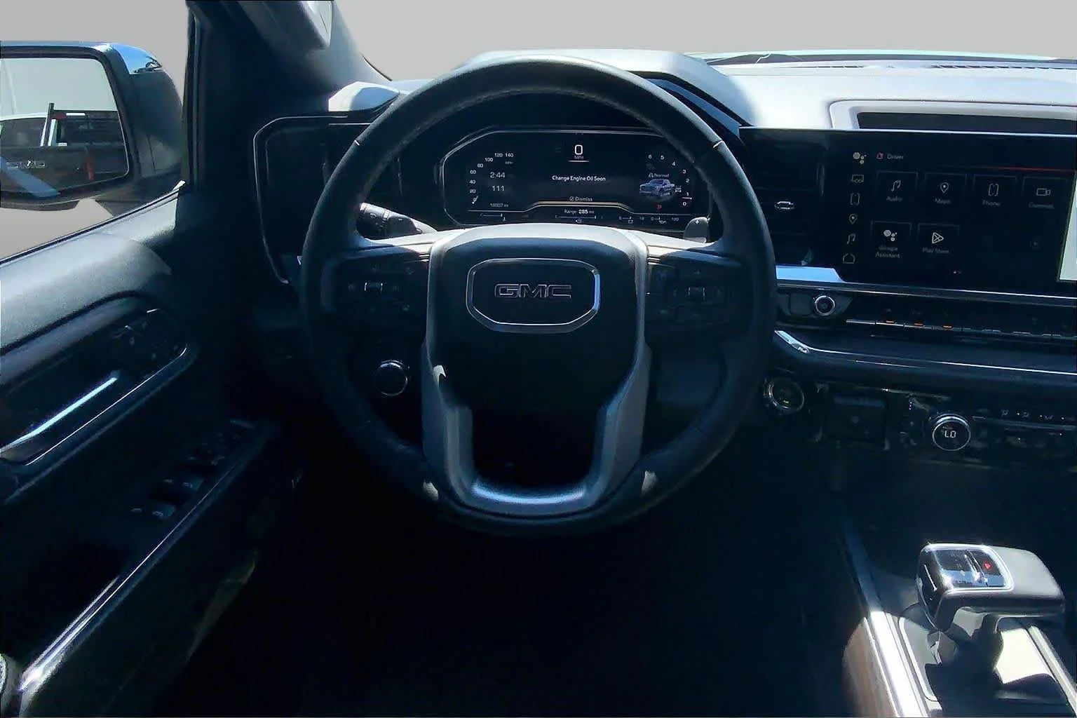 Used 2024 Sterling Metallic GMC SLT image 6