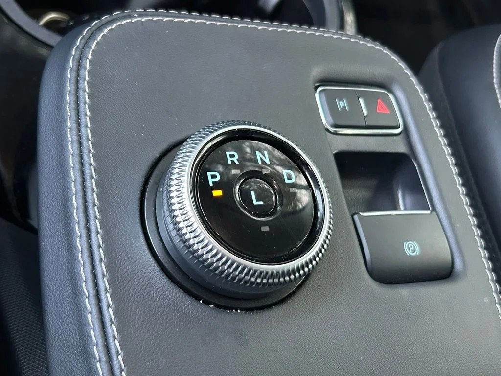 Used 2023 Blue Metallic Ford Premium image 17