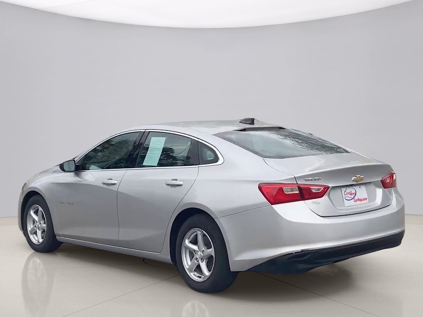 Used 2017 Silver Chevrolet LS image 3