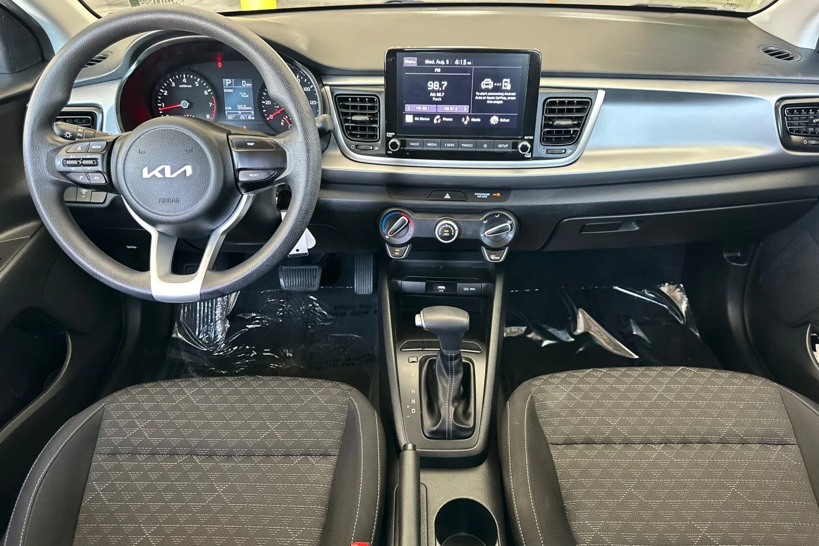 Used 2022 BLACK Kia LX image 12