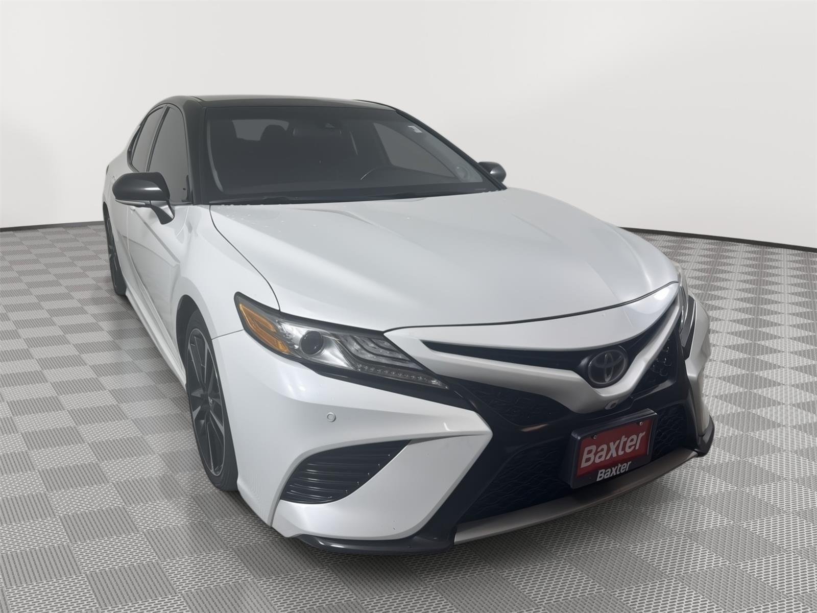Used 2019 Wind Chill Pearl w/Midnight Black Metallic Roof Toyota XSE V6 image 1
