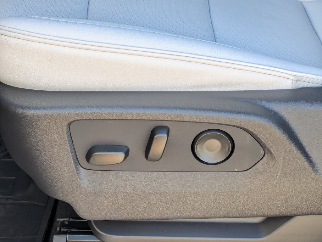 Used 2026 Black Chevrolet Premier image 11