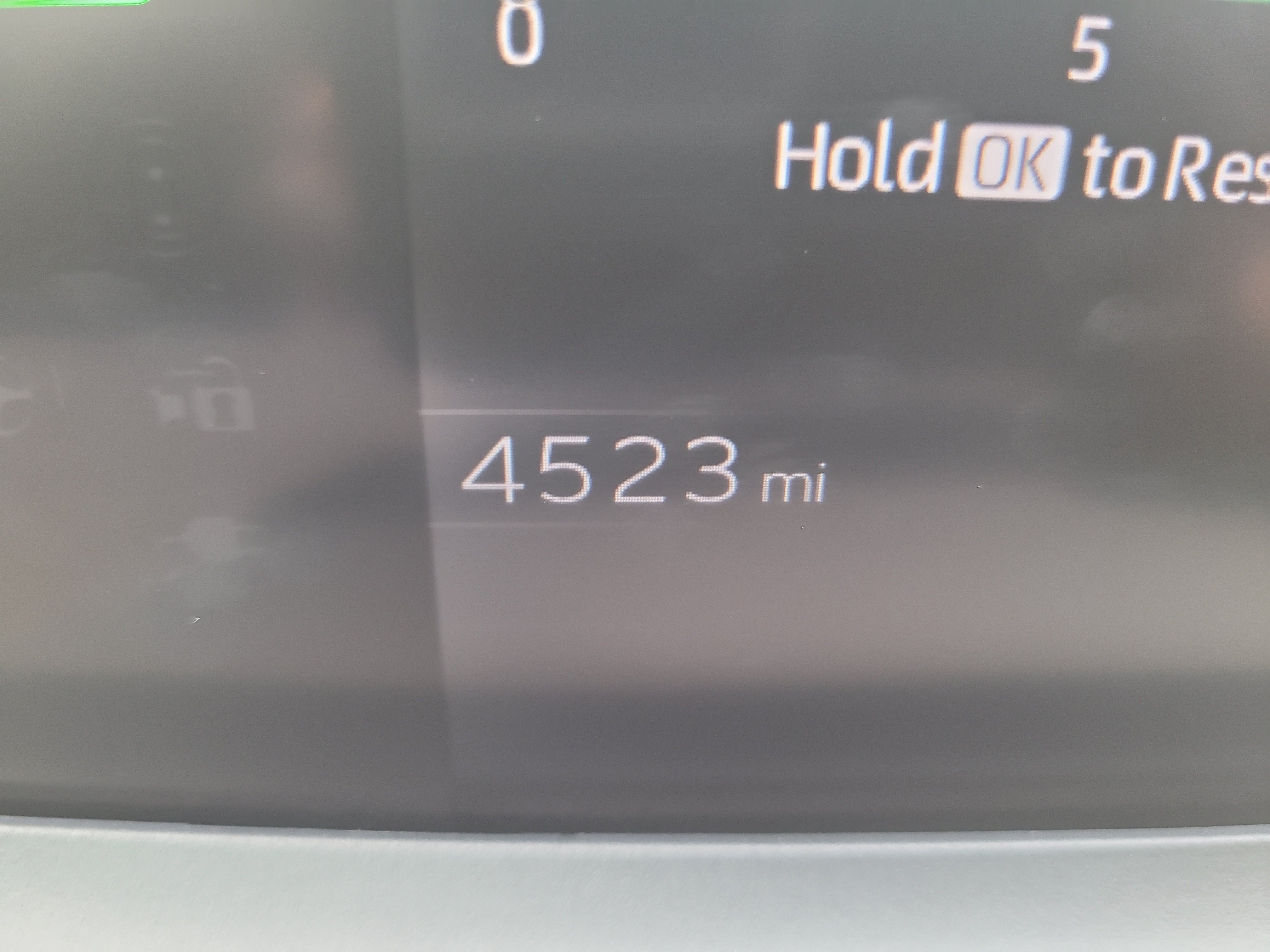 Used 2026 Wind Chill Pearl Toyota SE image 31
