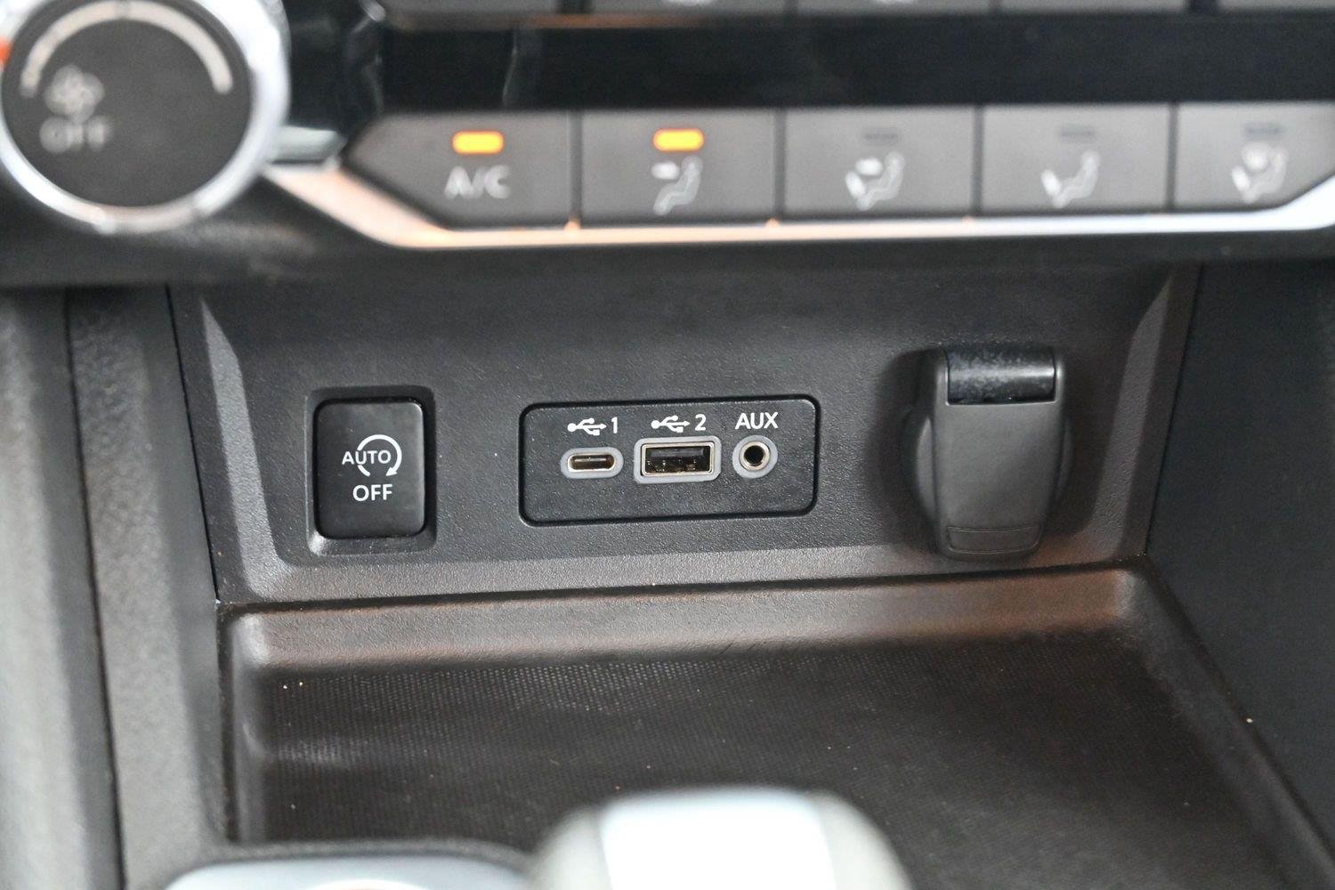 Used 2024 Rosewood Metallic Nissan SV image 22