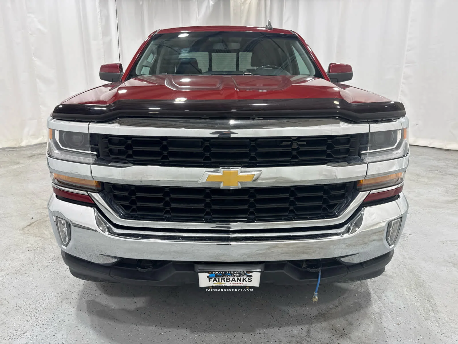 Used 2018 CAJUN RED TINTCOAT Chevrolet LT image 8