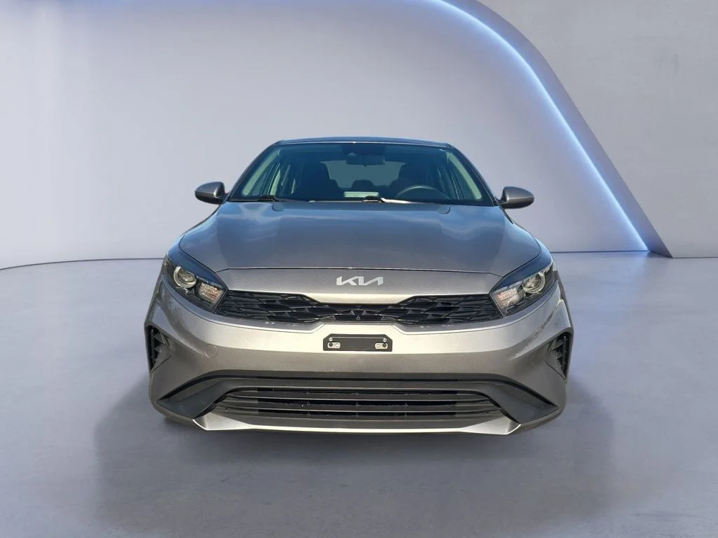 Used 2023 Steel Gray Kia LXS image 9