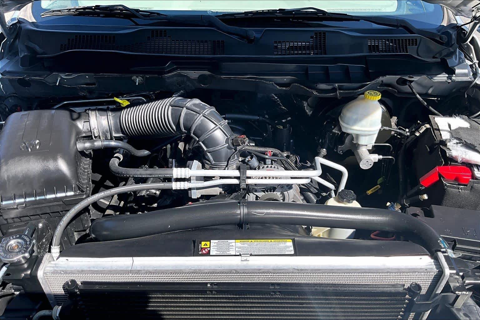 Used 2011 Bright Silver Metallic Ram SLT image 28