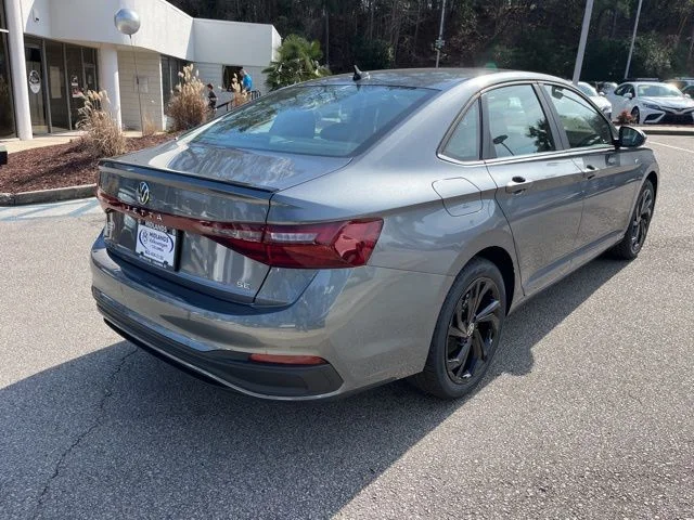 New 2026 Gray Volkswagen 1.5T SE image 3