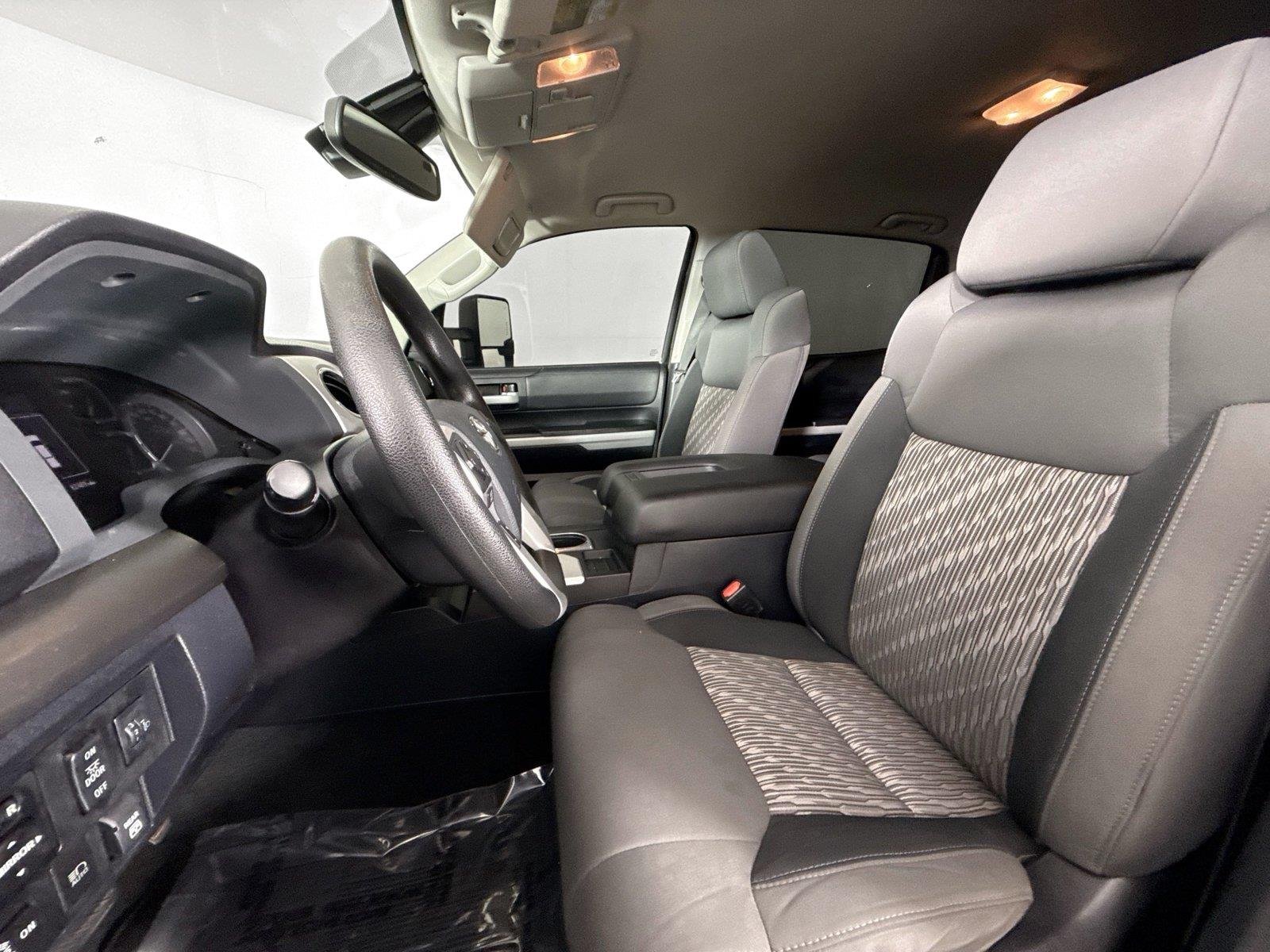 Used 2020 Midnight Black Metallic Toyota SR5 image 3