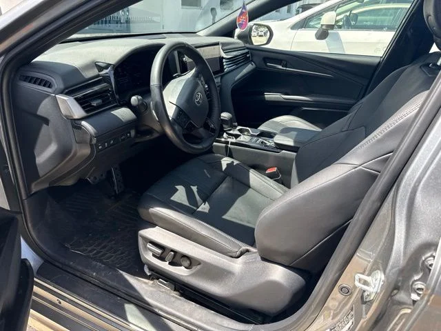 Used 2025  Toyota XSE image 29