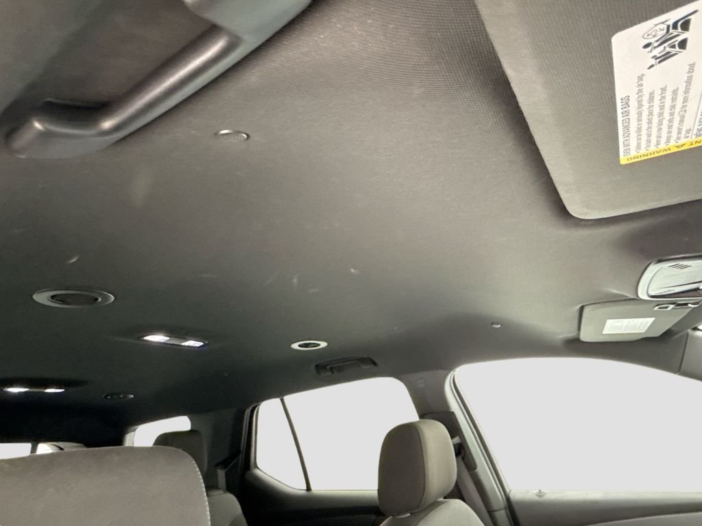 2023 Chevrolet Traverse 1LT - Photo 16