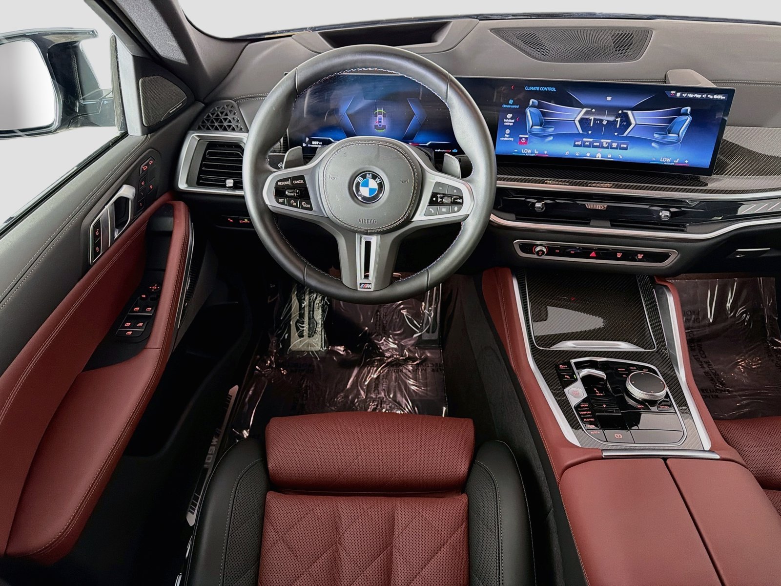 Used 2026 Dravit Grey Metallic BMW M60i image 24