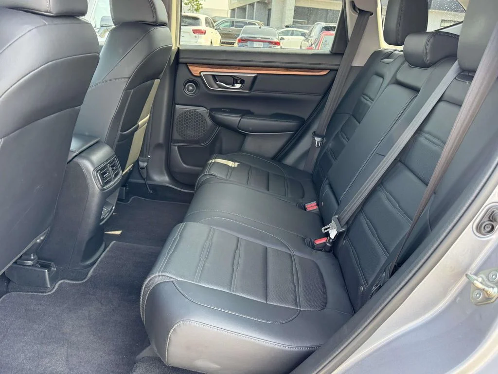 Used 2019 Silver Honda EX-L image 15