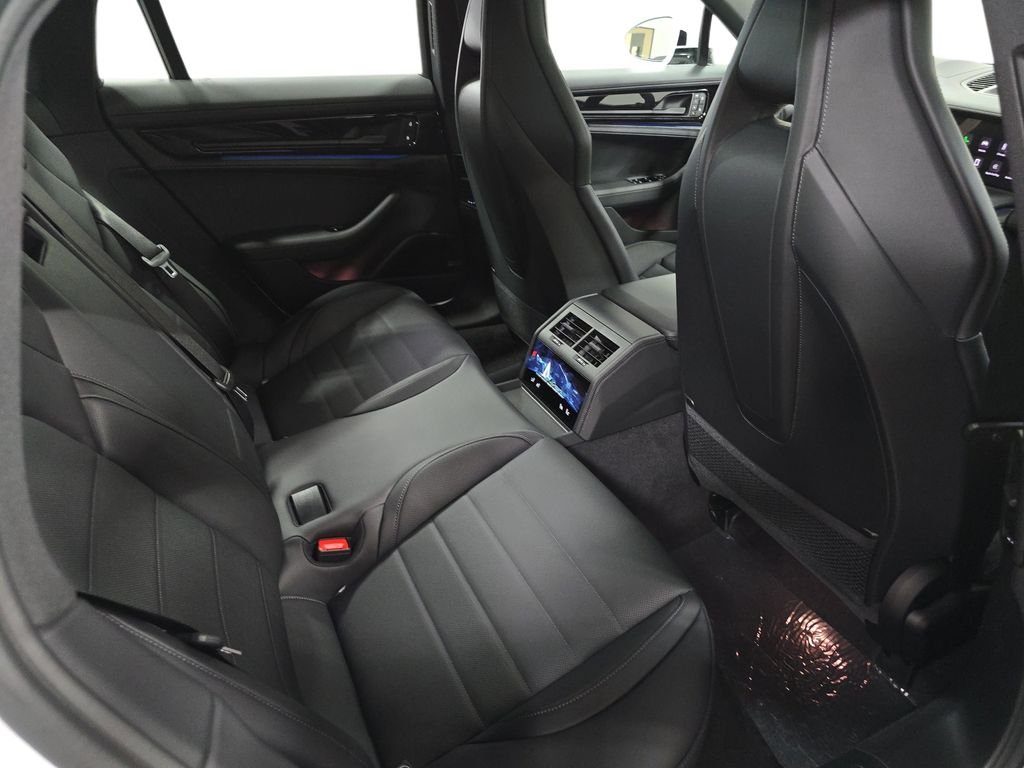 2025 Porsche Panamera Base - Photo 26
