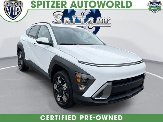 Certified Used 2025 White Hyundai SEL image 1