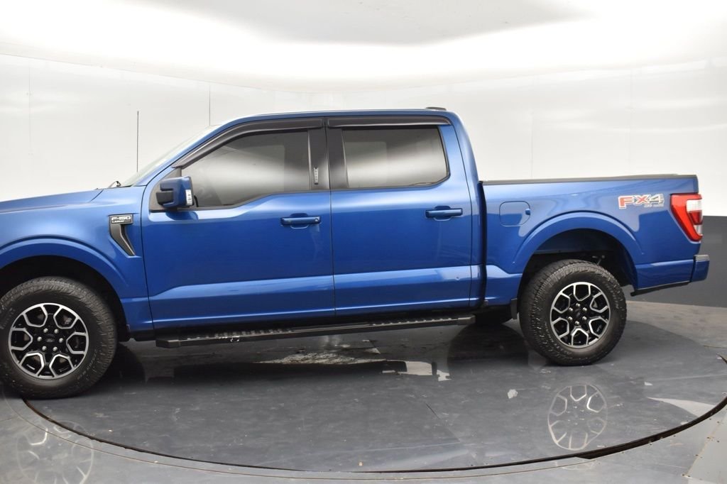 Used 2022 Blue Ford Lariat image 16