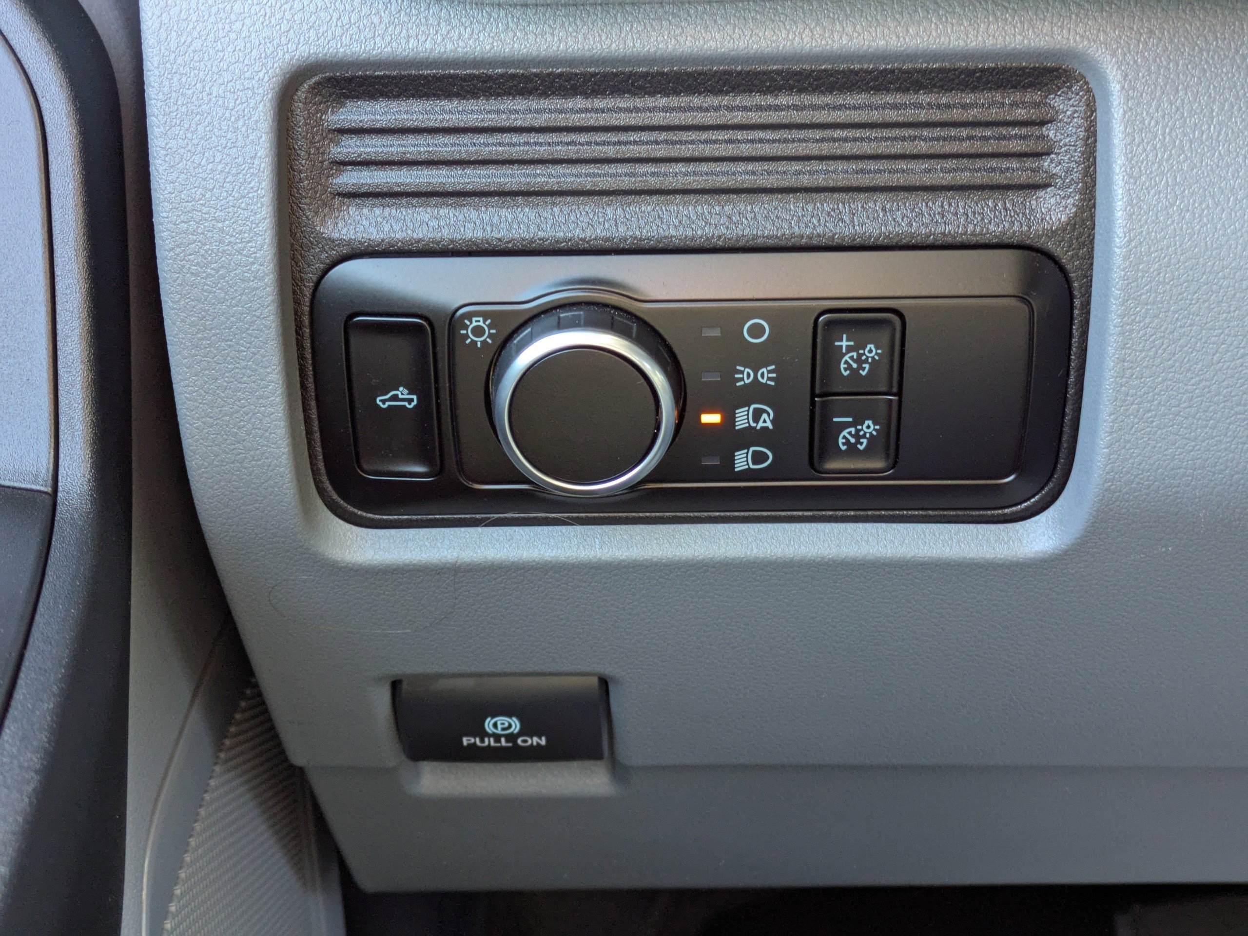 Used 2025 Antimatter Blue Metallic Ford XL image 25