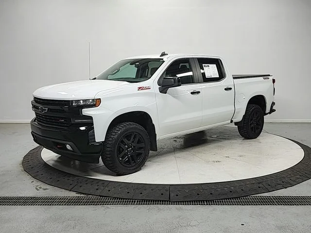 Used 2021 White Chevrolet LT Trail Boss image 3
