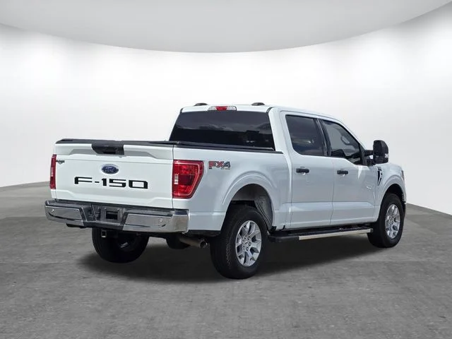 Certified Used 2023 Oxford White Ford XLT image 4